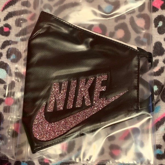 Nike masks - Picture 8 of 8